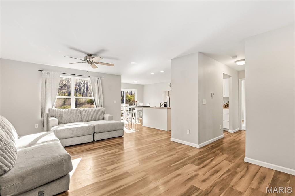 30 Round Table Court Winfield, MO 63389 - Photo 9 of 55