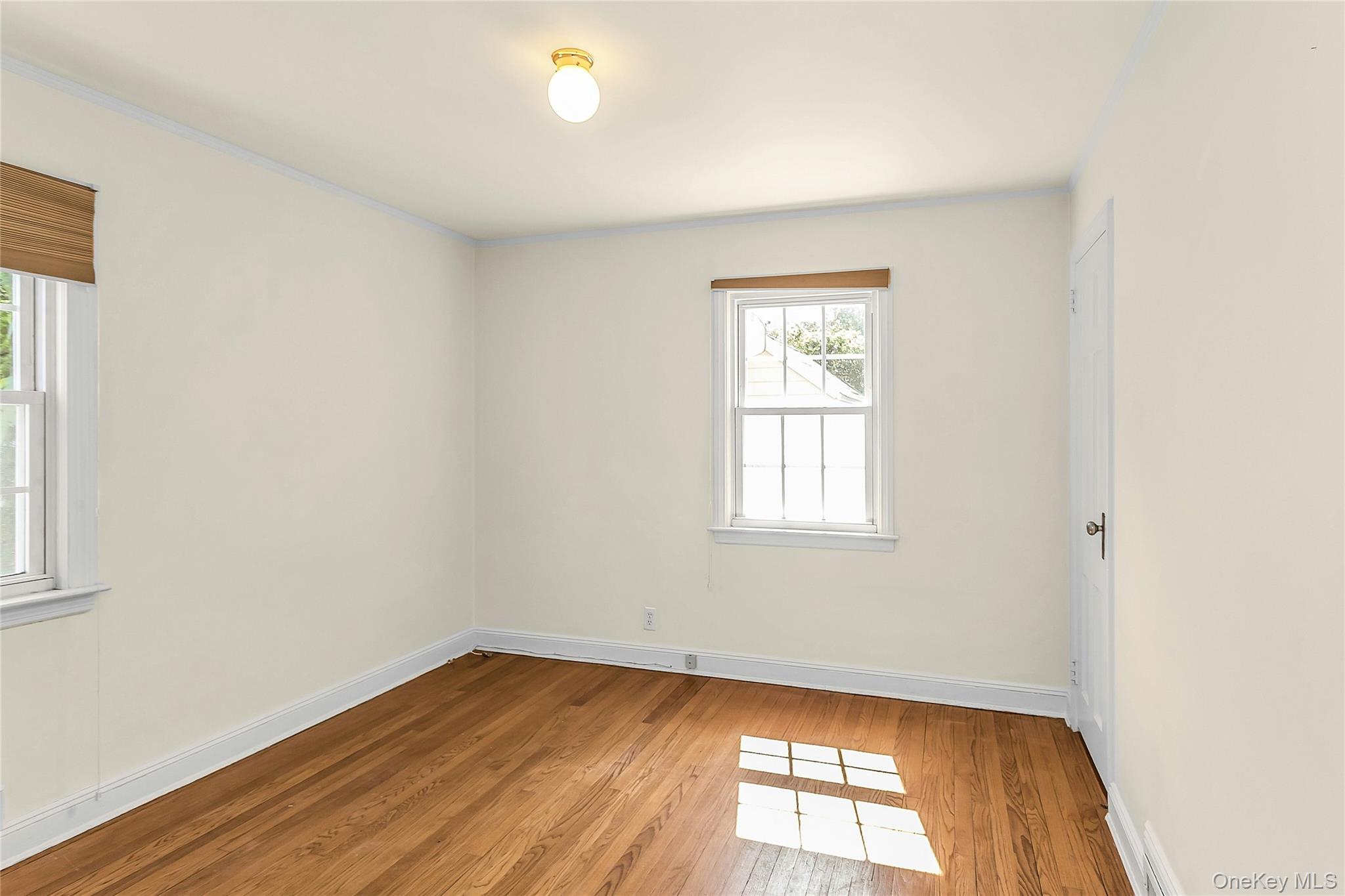 26 Ridge Drive Manhasset, NY 11030 - Photo 17 of 35 Gallery Image 17