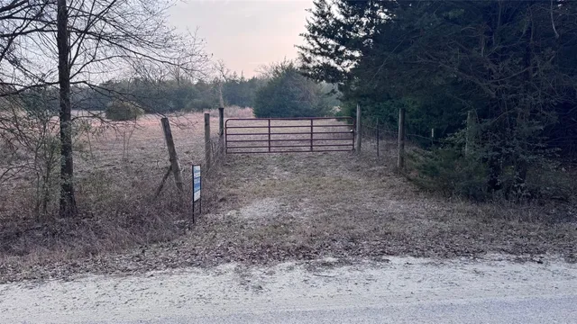 $330,000 | 3674-3698 County Road 427, Marquez, TX 77865