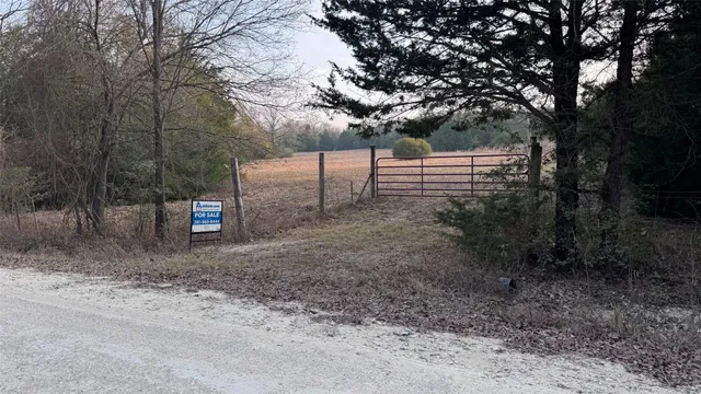 $330,000 | 3674-3698 County Road 427, Marquez, TX 77865