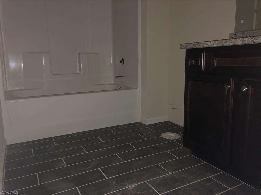 3414 Amber Mdws Road, Unit 32 High Point, NC 27265 - Photo 17 of 29