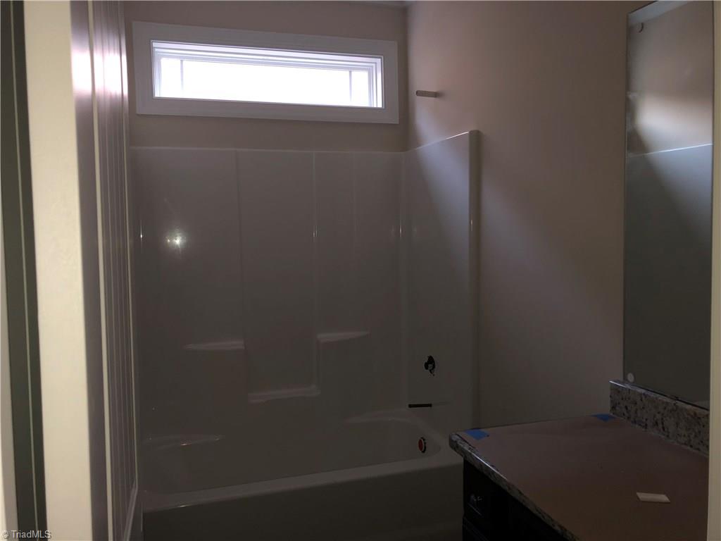 3414 Amber Mdws Road, Unit 32 High Point, NC 27265 - Photo 20 of 29
