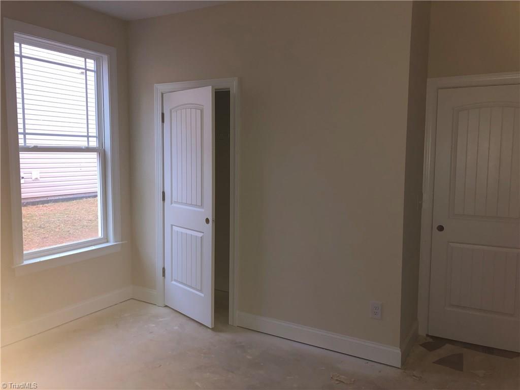 3414 Amber Mdws Road, Unit 32 High Point, NC 27265 - Photo 22 of 29