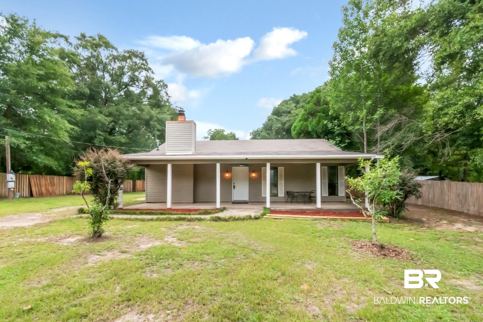 15060 Starlight Avenue Wilmer, AL 36587 - Photo 1 of 12 Front of Structure
