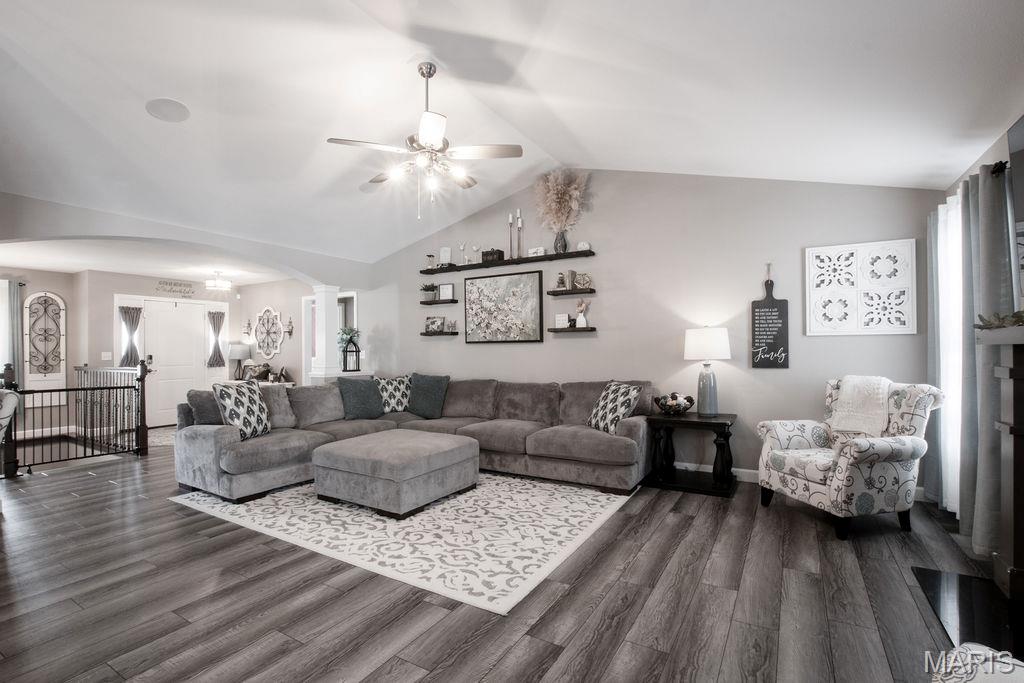 3404 Navajo Trail Shiloh, IL 62221 - Photo 11 of 59