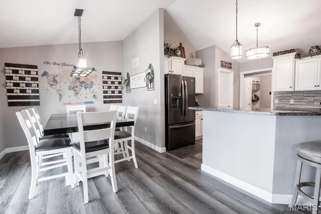 $699,900 | 3404 Navajo Trail, Shiloh, IL 62221