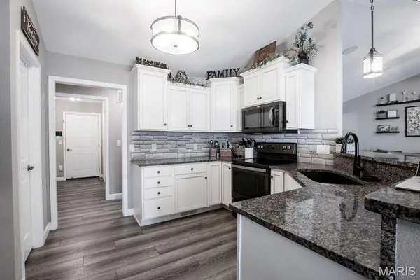 $692,900 | 3404 Navajo Trail, Shiloh, IL 62221