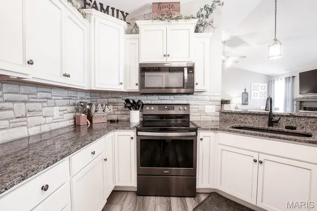 $699,900 | 3404 Navajo Trail, Shiloh, IL 62221