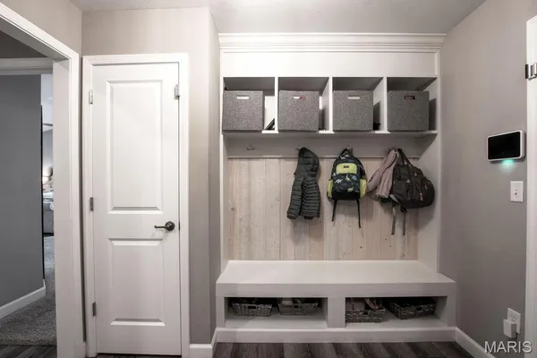 $692,900 | 3404 Navajo Trail, Shiloh, IL 62221