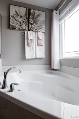 $699,900 | 3404 Navajo Trail, Shiloh, IL 62221