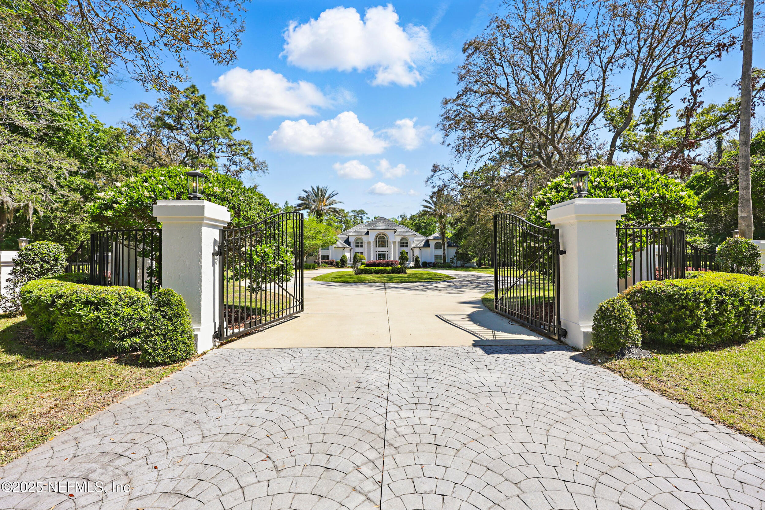 8007 Acorn Ridge Road Jacksonville, FL 32256 - Photo 6 of 76 the real estateographers_002
