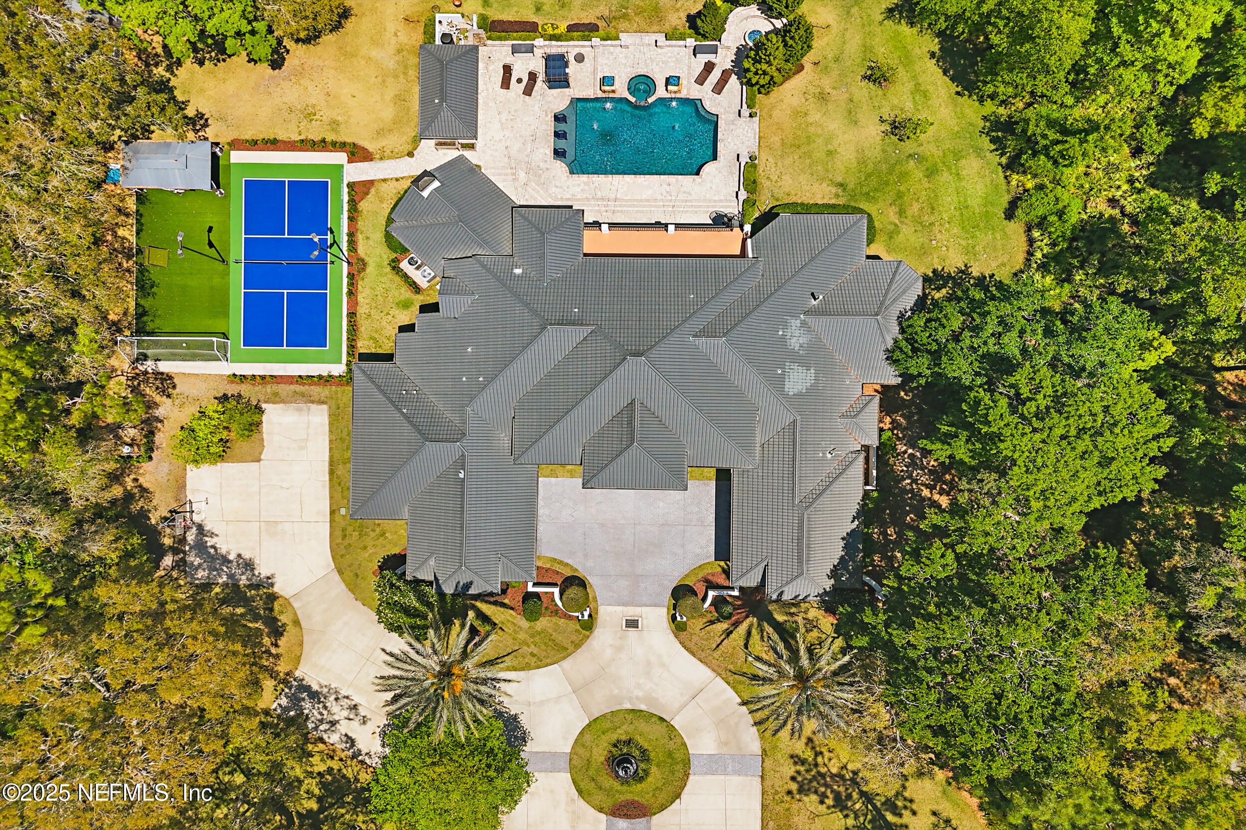 8007 Acorn Ridge Road Jacksonville, FL 32256 - Photo 72 of 76 an aerial view of residential houses with outdoor space