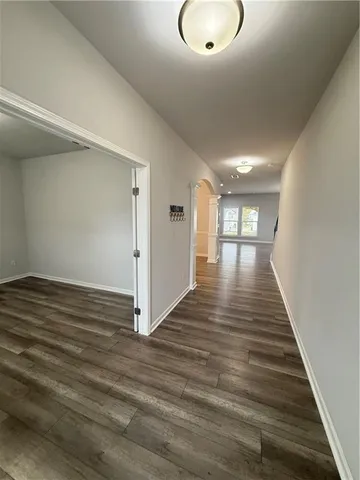 a view of livingroom and hardwood floor