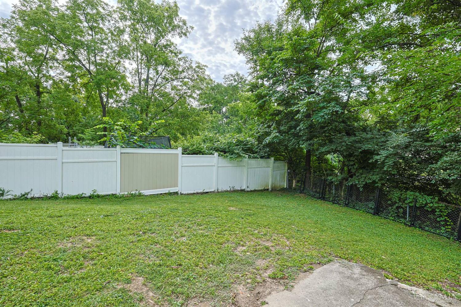 179 Bonham Road Wyoming, OH 45215 - Photo 31 of 35 Gallery Image 31