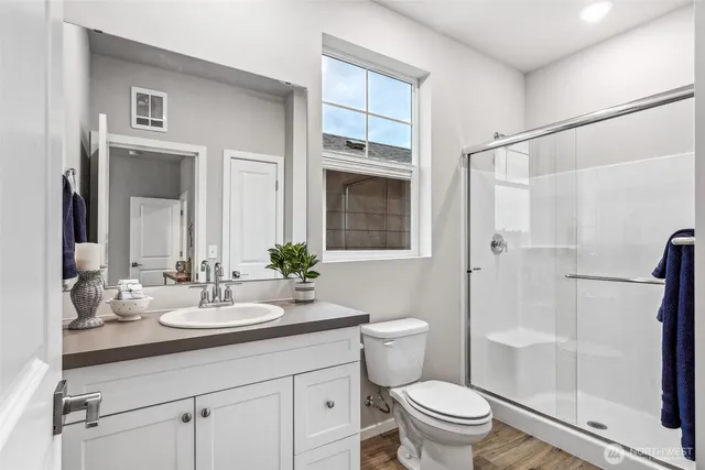 $2,450 | 3874 Constellation Loop, Bremerton, WA 98310