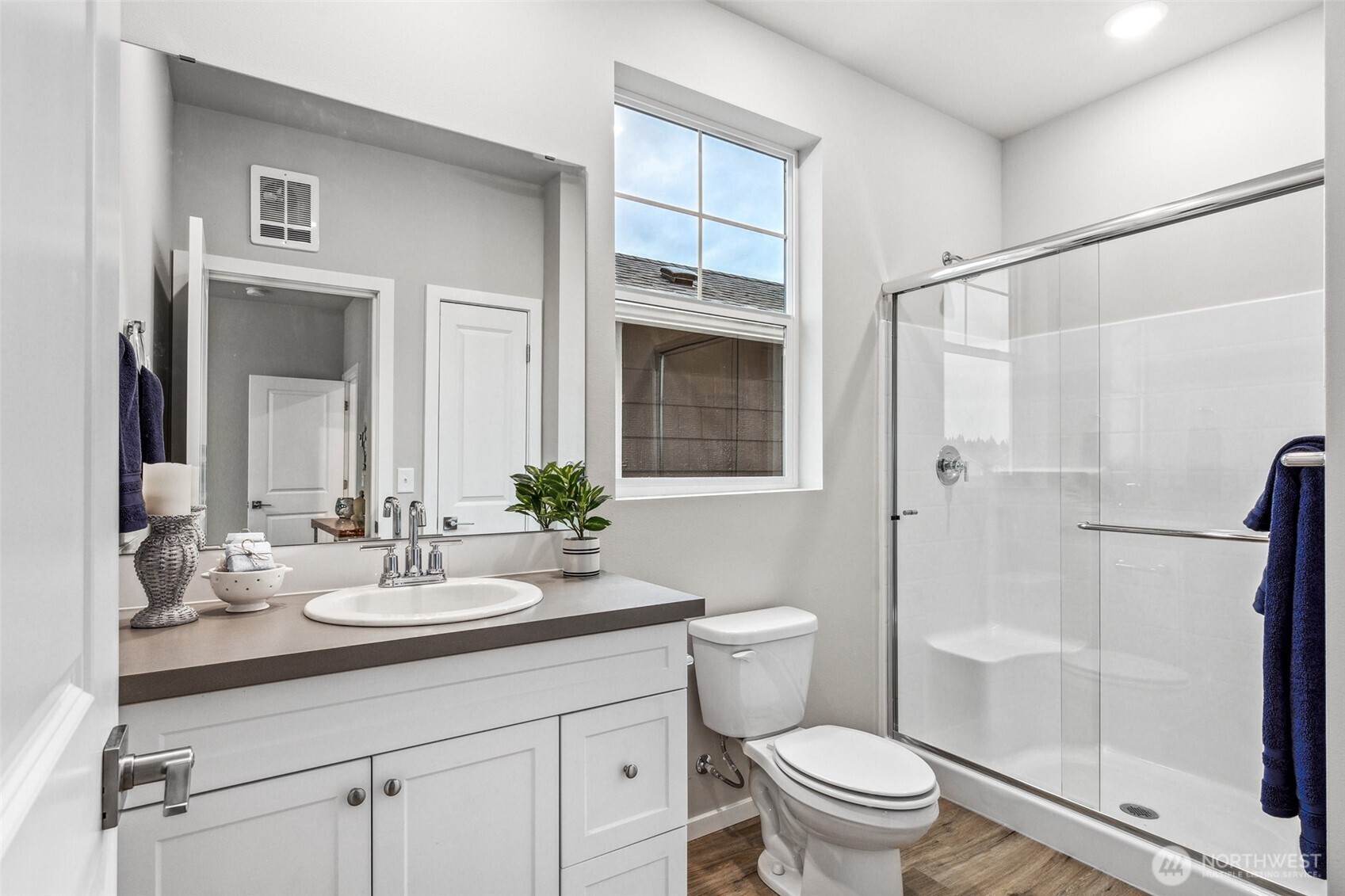 3874 Constellation Loop Bremerton, WA 98310 - Photo 16 of 17