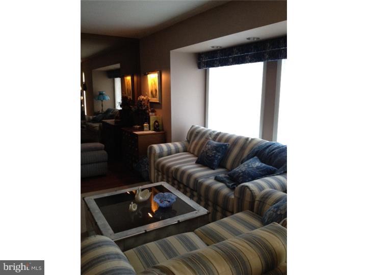 407 Bolton Road East Windsor, NJ 08520 - Photo 6 of 16 Gallery Image 6