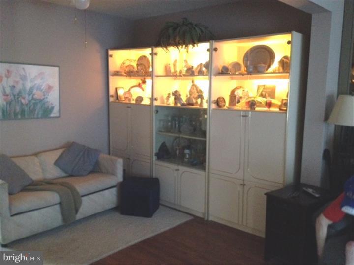 407 Bolton Road East Windsor, NJ 08520 - Photo 8 of 16 Gallery Image 8