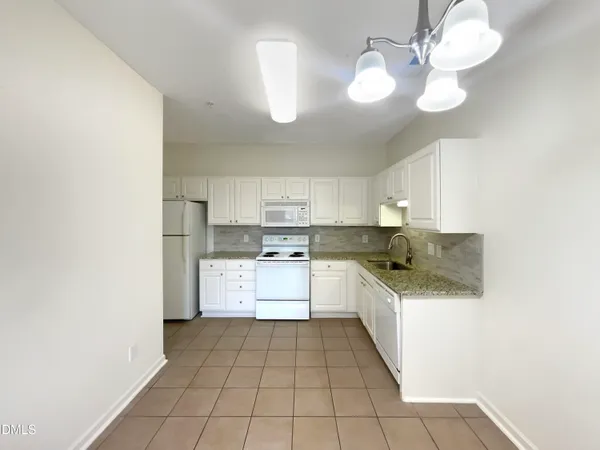 $189,000 | 2501 Huntscroft Lane, Unit 203, Raleigh, NC 27617