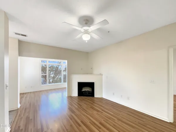 $189,000 | 2501 Huntscroft Lane, Unit 203, Raleigh, NC 27617