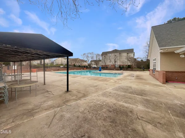 $189,000 | 2501 Huntscroft Lane, Unit 203, Raleigh, NC 27617