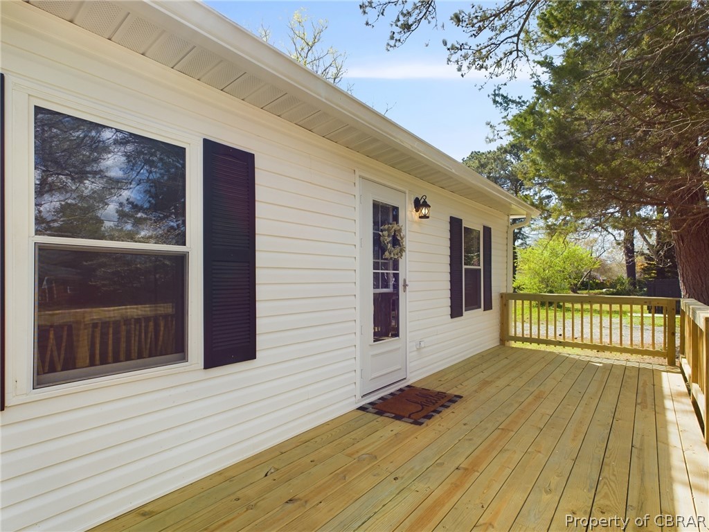 6864 Fields Landing Road Hayes, VA 23072 - Photo 9 of 34