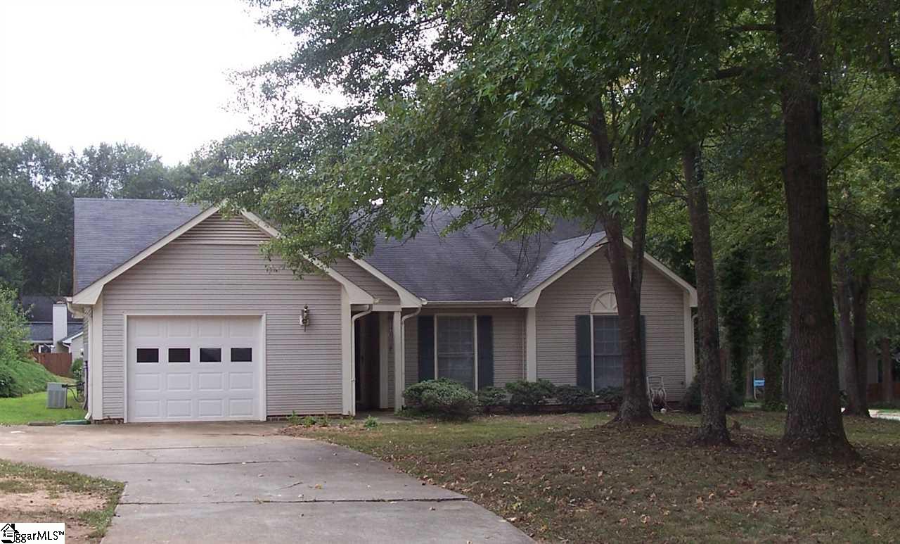 2 Roundleaf Court Simpsonville, SC 29680 - Photo 1 of 15 Gallery Image 1