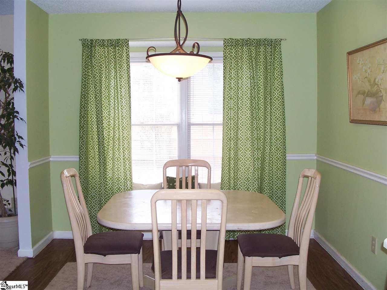 2 Roundleaf Court Simpsonville, SC 29680 - Photo 4 of 15 Gallery Image 4