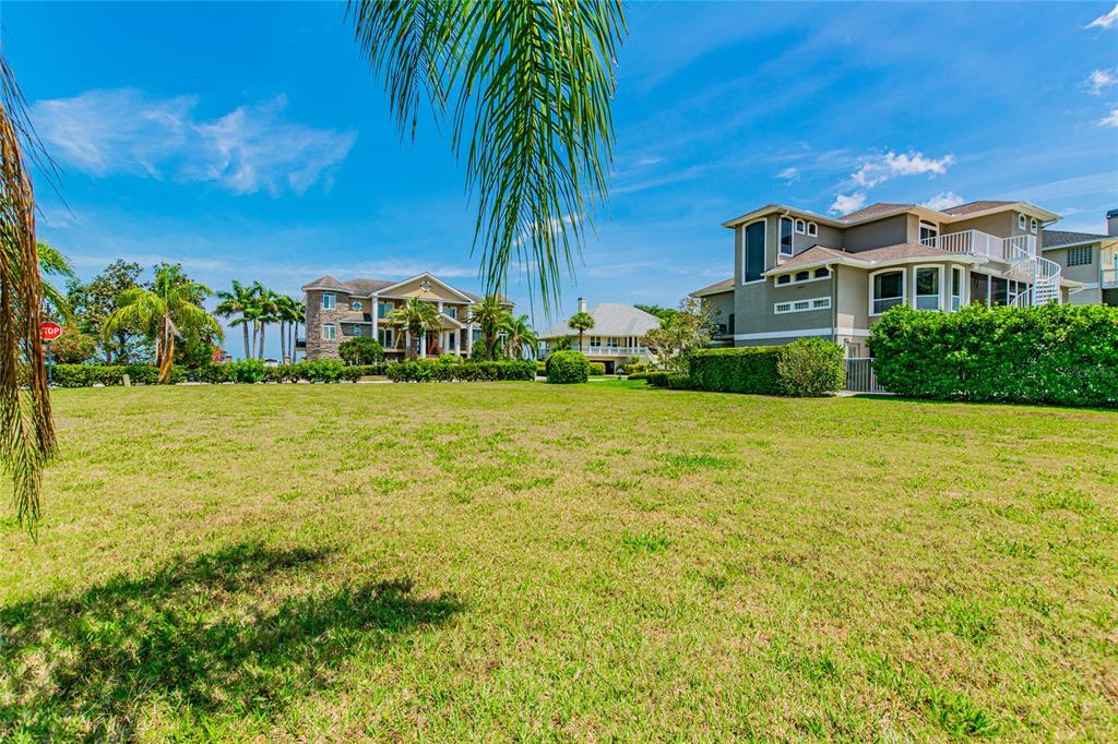 Ketch Court Tarpon Springs, FL 34689 - Photo 11 of 34