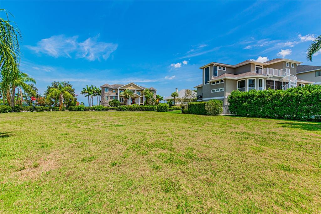 Ketch Court Tarpon Springs, FL 34689 - Photo 12 of 34