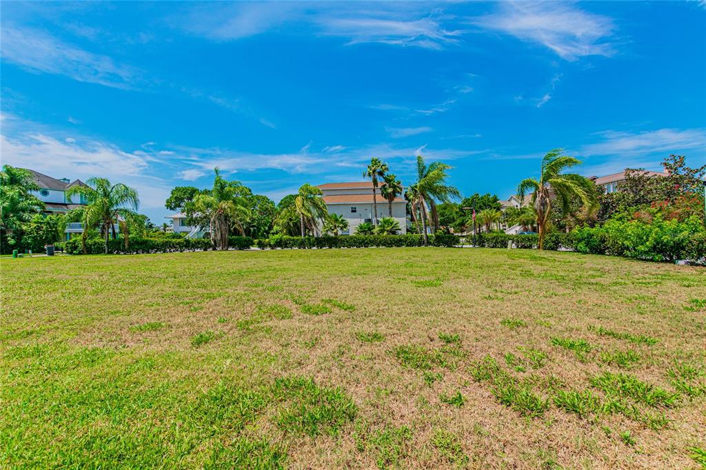 Ketch Court Tarpon Springs, FL 34689 - Photo 19 of 34