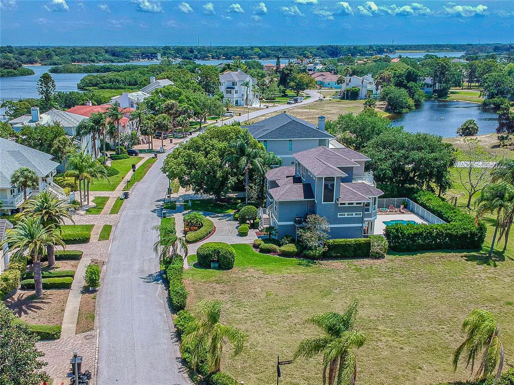 Ketch Court Tarpon Springs, FL 34689 - Photo 33 of 34