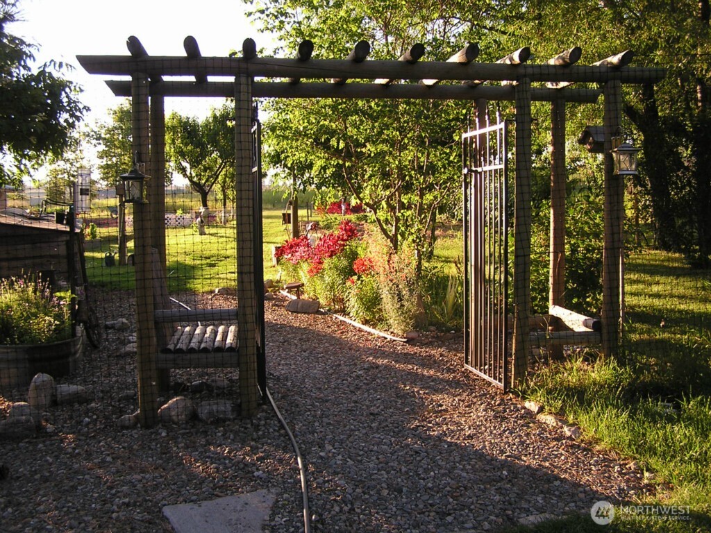 361 Rehmke Road Tonasket, WA 98855 - Photo 3 of 17 Gallery Image 3