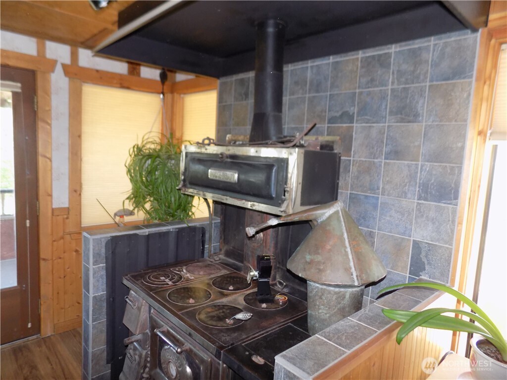 361 Rehmke Road Tonasket, WA 98855 - Photo 7 of 17 Gallery Image 7