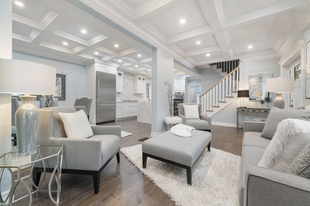 3 Maple Road Wellesley, MA 02481 - Photo 4 of 27