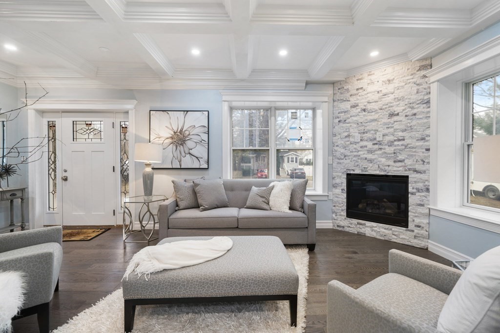 3 Maple Road Wellesley, MA 02481 - Photo 6 of 27