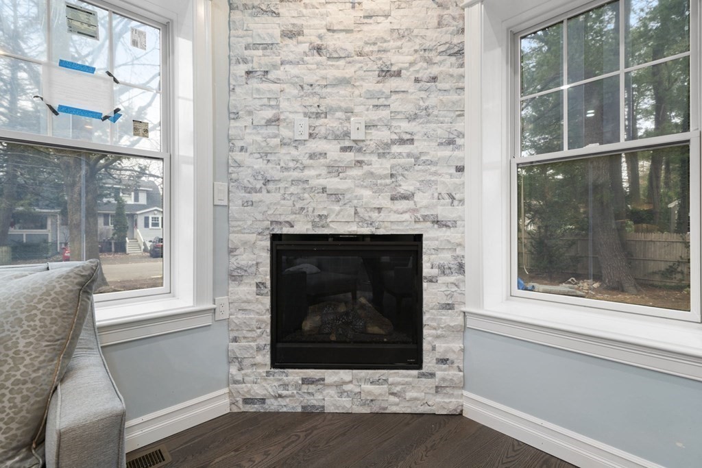 3 Maple Road Wellesley, MA 02481 - Photo 7 of 27
