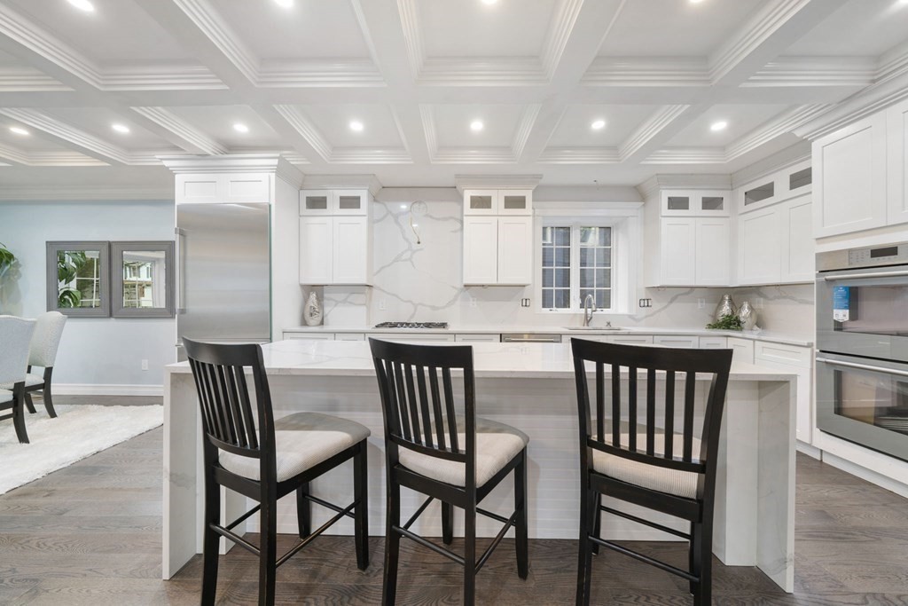 3 Maple Road Wellesley, MA 02481 - Photo 8 of 27