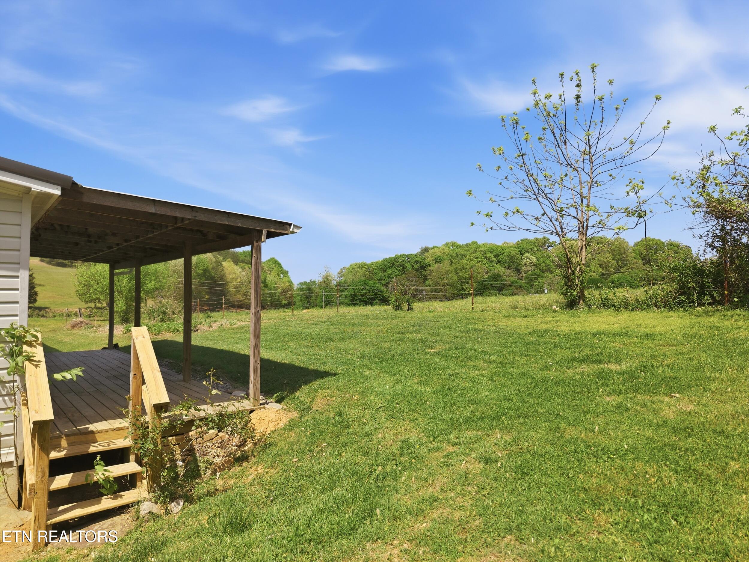 95 Lee Shirley Road Greenback, TN 37742 - Photo 11 of 54 95_Lee_Shirley_Rd_0011