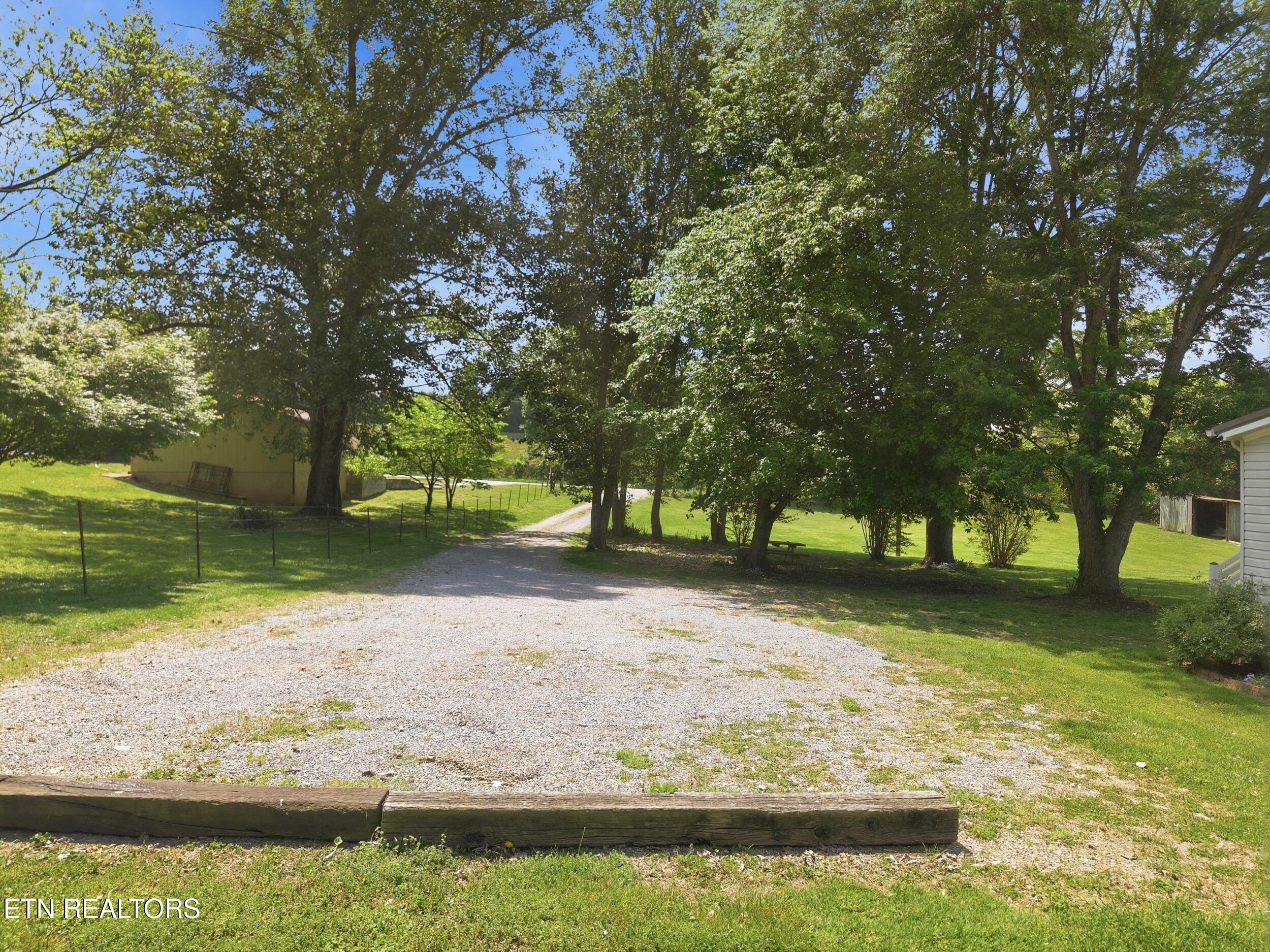 95 Lee Shirley Road Greenback, TN 37742 - Photo 12 of 54 95_Lee_Shirley_Rd_0012
