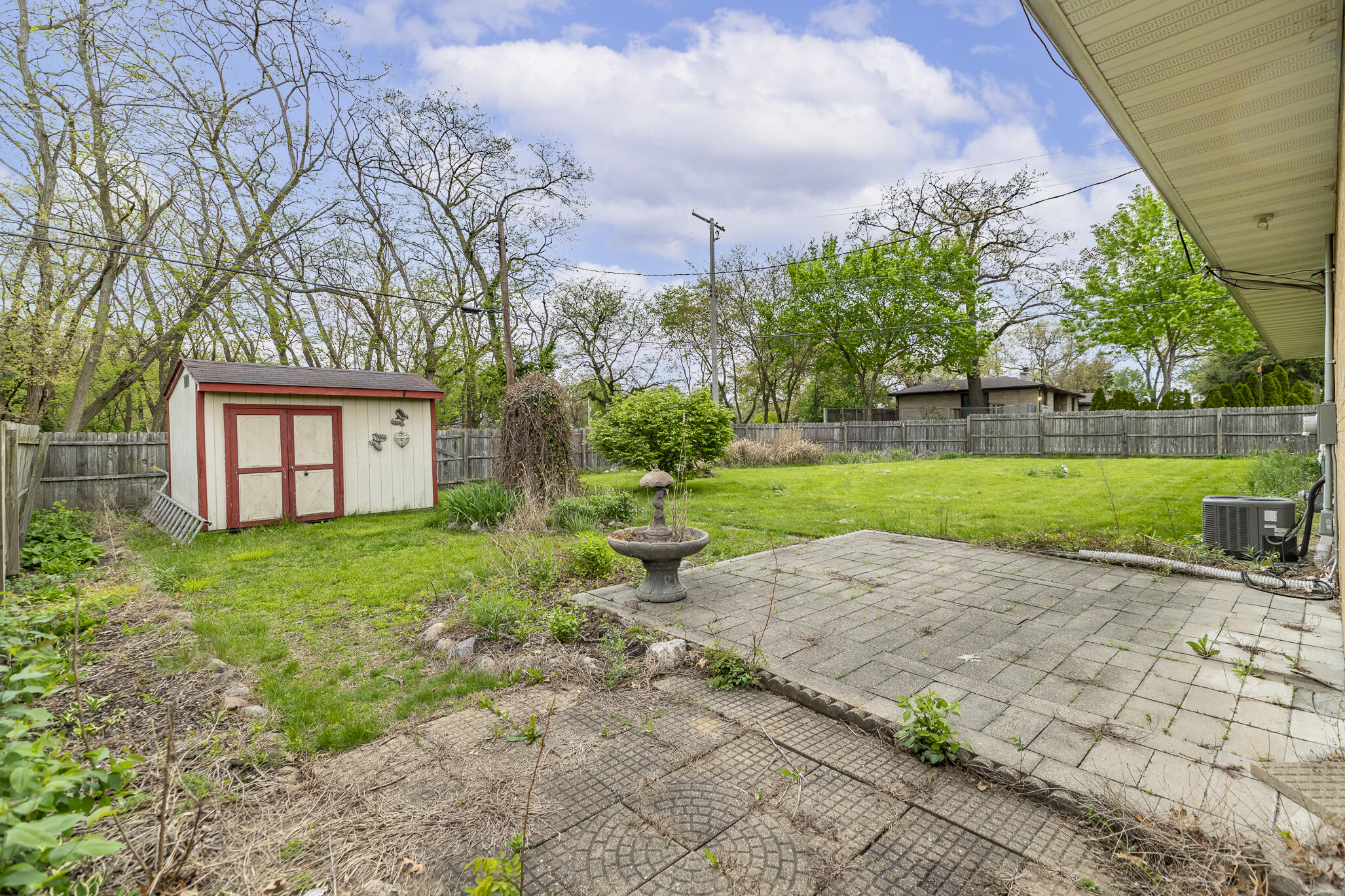 4900 Arthur Street Gary, IN 46408 - Photo 5 of 13 2054x1369