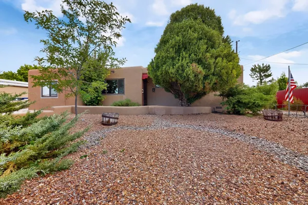 $639,900 | 109 Camino De Las Crucitas, Santa Fe, NM 87501