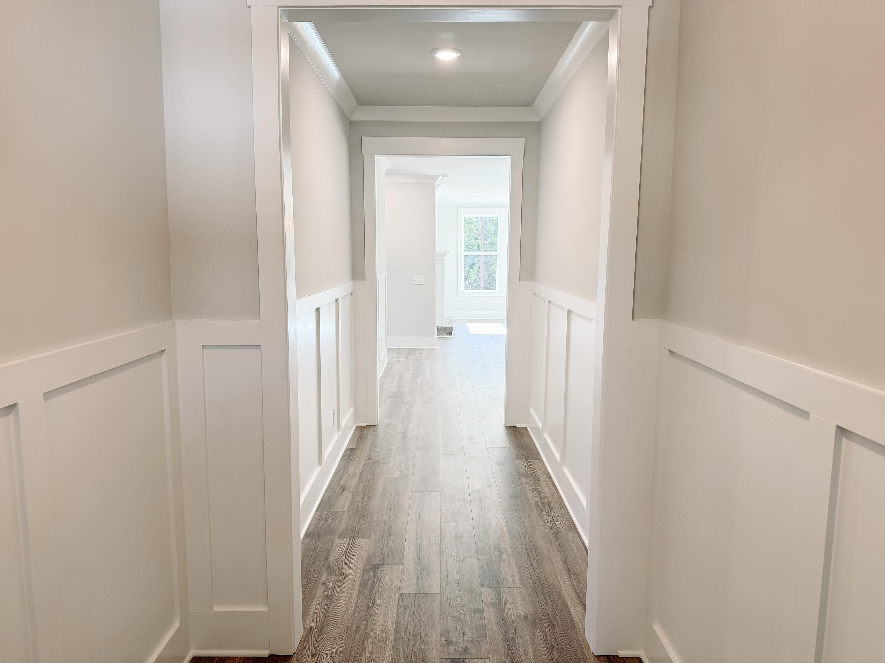109 Davis Lane McCormick, SC 29835 - Photo 5 of 22 Hallway