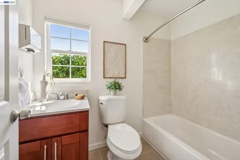 $1,195,000 | 21132 Tyee Court, Castro Valley, CA 94546
