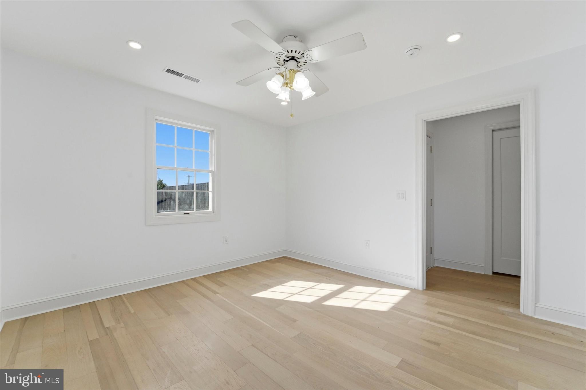 3109 Willits Road Philadelphia, PA 19114 - Photo 16 of 27 Gallery Image 16