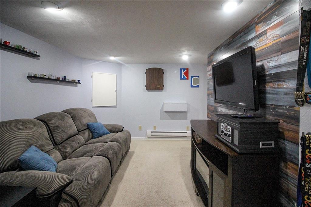 3400 Lockridge Road Pittsburgh, PA 15234 - Photo 19 of 26 Gallery Image 19