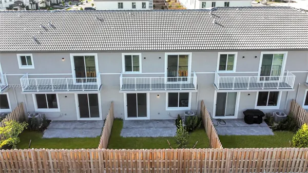 $2,550 | 1381 Southeast 7th Terrace, Homestead, FL 33034