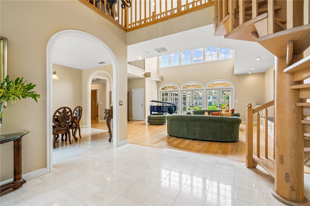 740 Lagoon Road Vero Beach, FL 32963 - Photo 4 of 36 Gallery Image 4