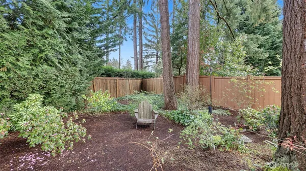 $1,300,000 | 2618 168th Place Northeast, Bellevue, WA 98008
