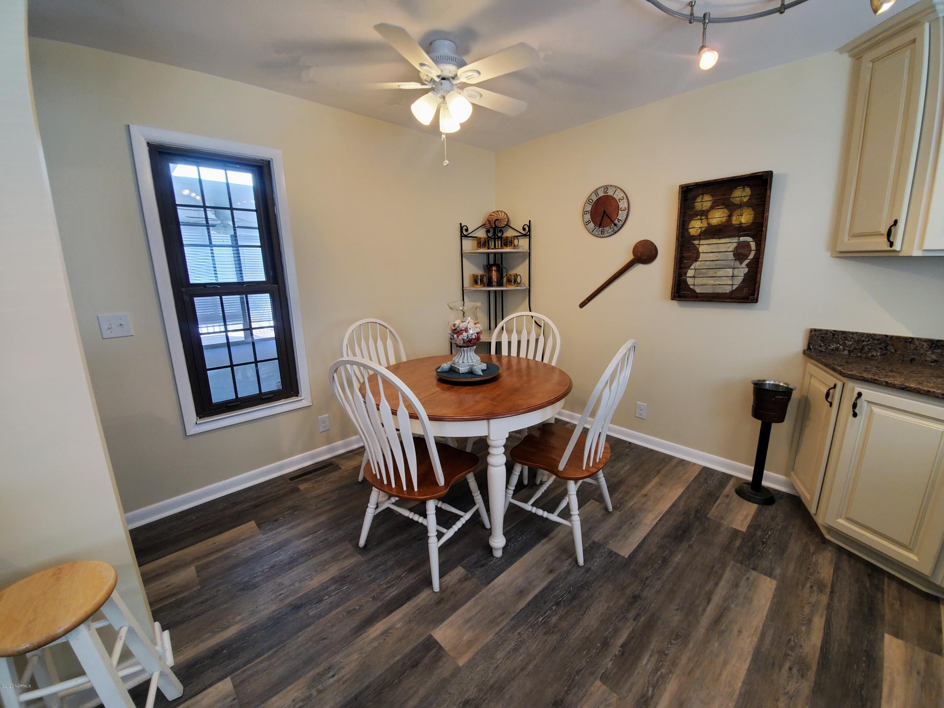 6090 Culpepper Road Southwest Ocean Isle Beach, NC 28469 - Photo 9 of 32 Dining Room